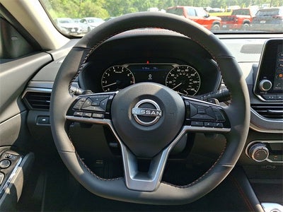 2025 Nissan Altima 2.5 SR