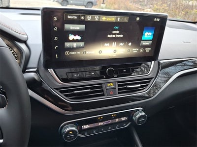 2025 Nissan Altima 2.5 SR