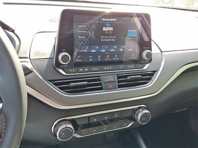 2025 Nissan Altima 2.5 SR