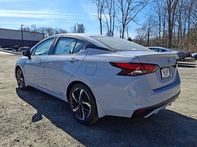 2025 Nissan Versa 1.6 SR