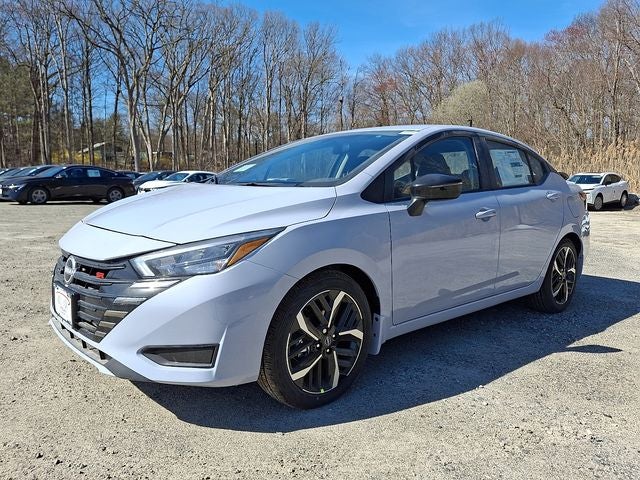 2025 Nissan Versa 1.6 SR