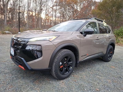 2026 Nissan Rogue Rock Creek