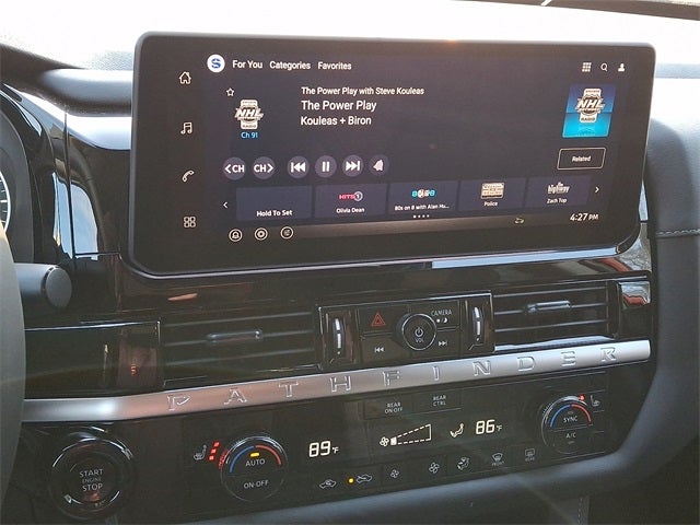 2026 Nissan Pathfinder SV