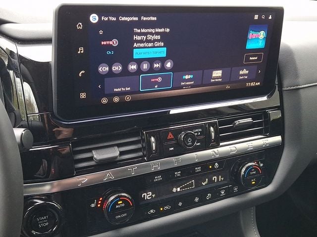 2026 Nissan Pathfinder SV