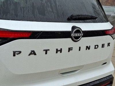 2026 Nissan Pathfinder SV