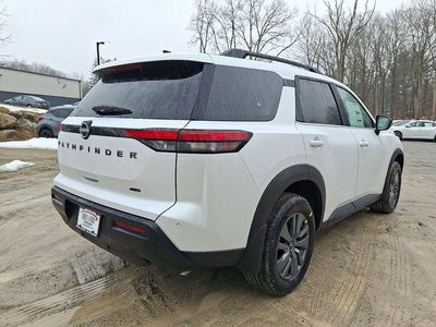 2026 Nissan Pathfinder SV