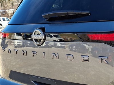 2026 Nissan Pathfinder SV