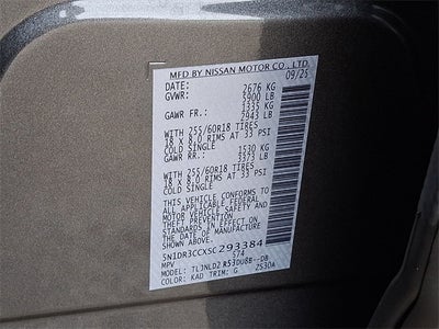 2025 Nissan Pathfinder SL