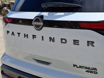 2026 Nissan Pathfinder Platinum