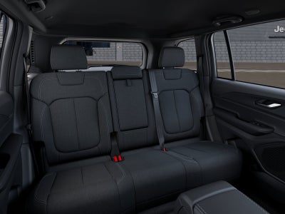 2026 Jeep Grand Cherokee Laredo 4x4
