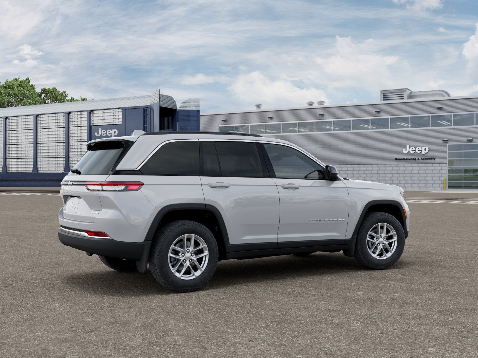 2026 Jeep Grand Cherokee Laredo 4x4