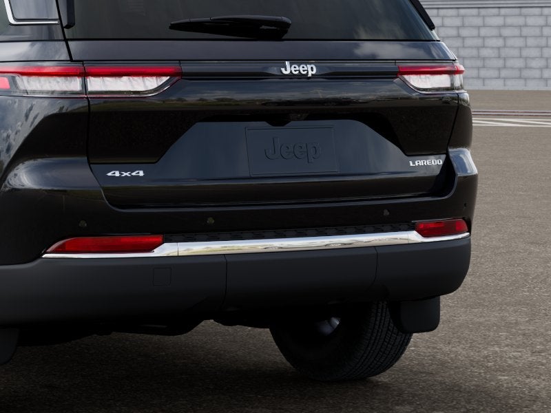 2026 Jeep Grand Cherokee Laredo 4x4