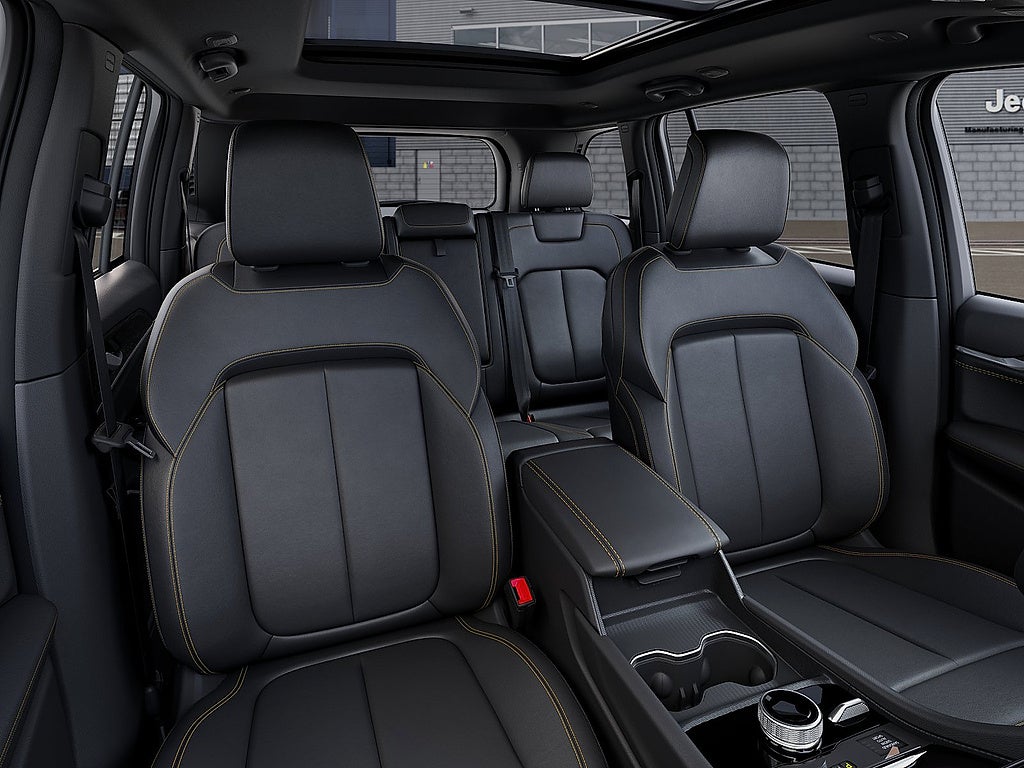 2026 Jeep Grand Cherokee 85th Anniversay Edition 4x4