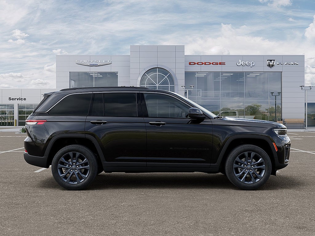 2026 Jeep Grand Cherokee 85th Anniversay Edition 4x4