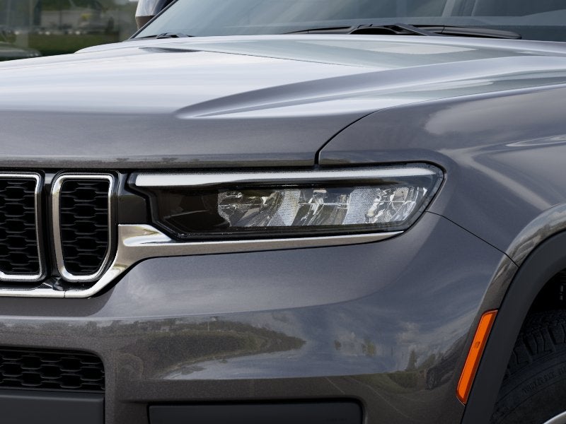 2025 Jeep Grand Cherokee Laredo X 4x4