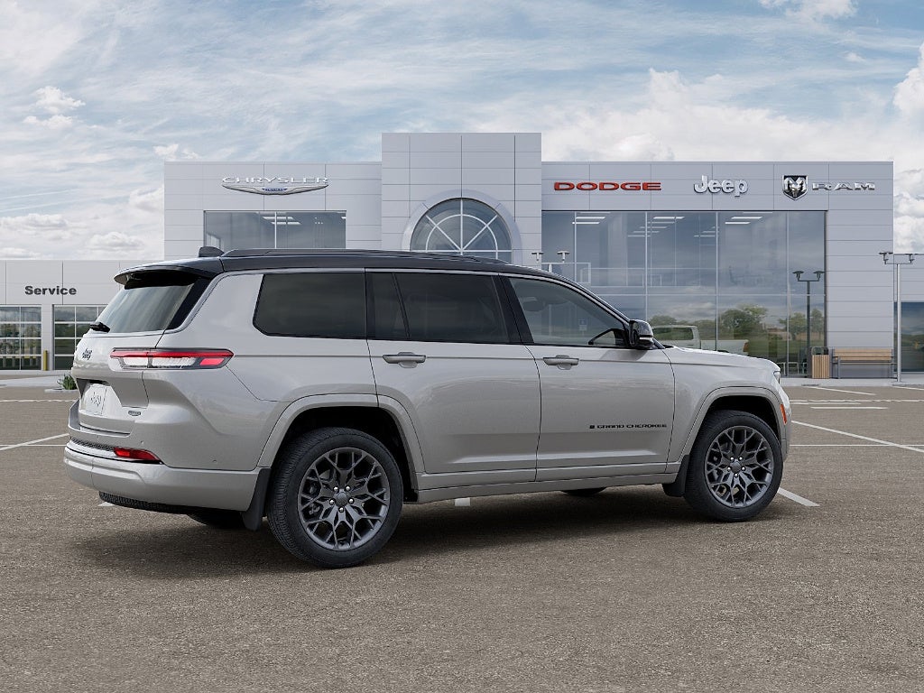 2026 Jeep Grand Cherokee Summit 4x4