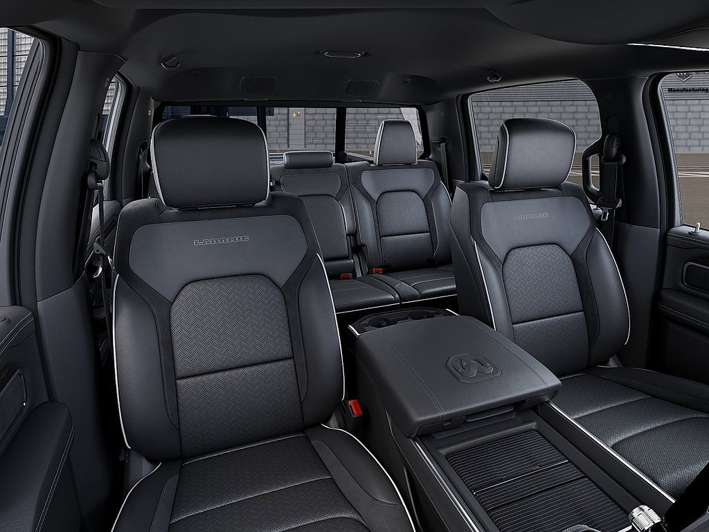 2026 RAM 1500 Laramie Crew Cab 4x4 5'7" Box
