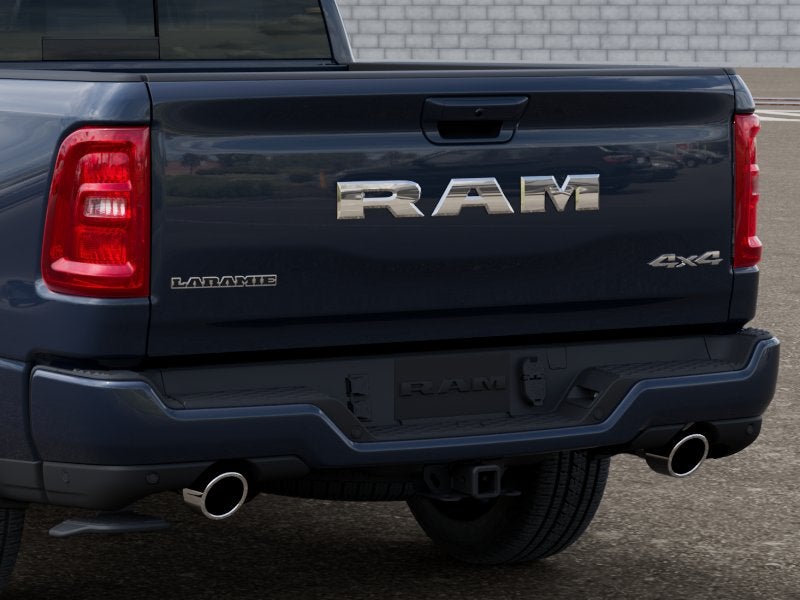 2026 RAM 1500 Laramie Crew Cab 4x4 5'7" Box