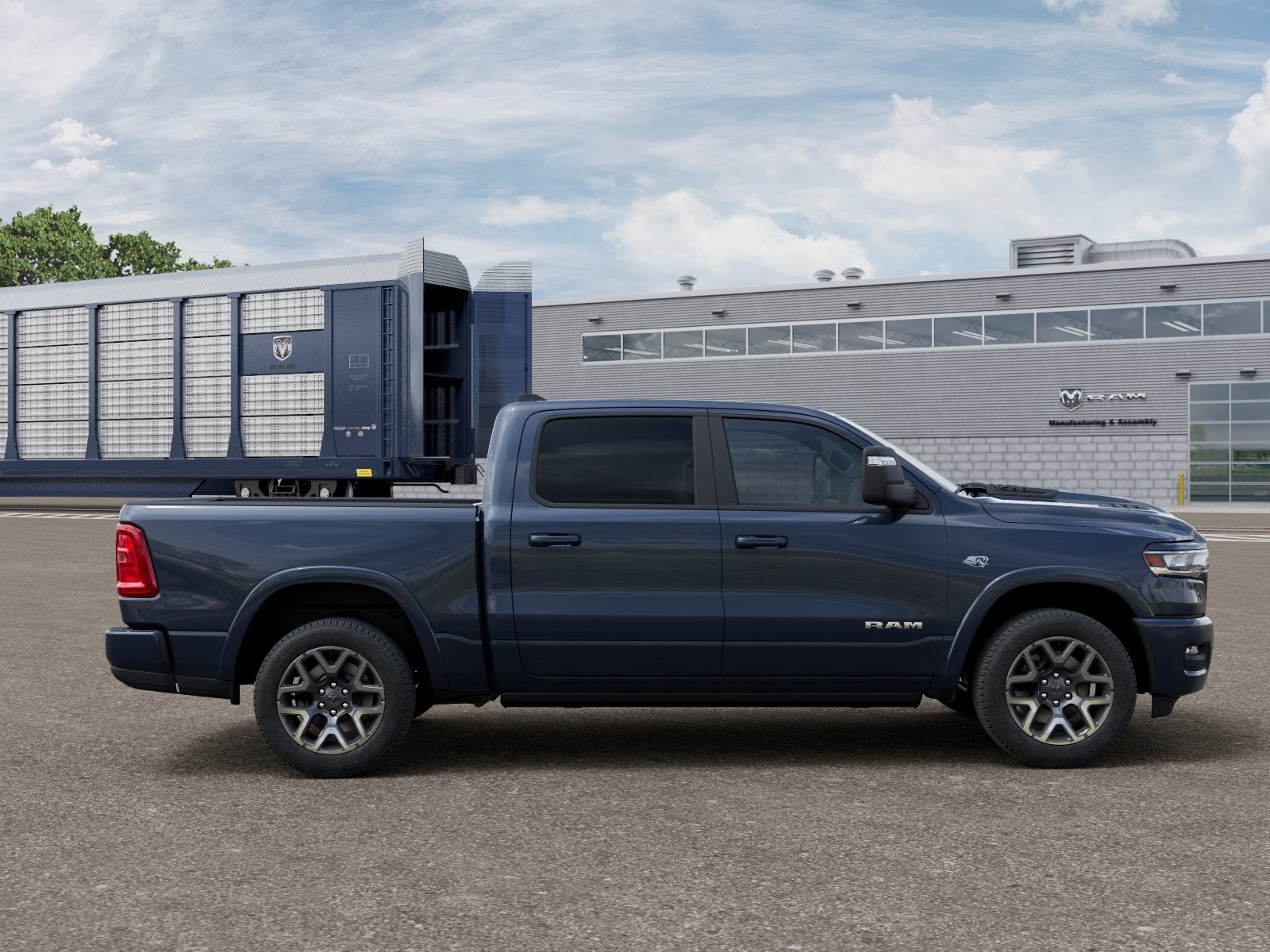 2026 RAM 1500 Laramie Crew Cab 4x4 5'7" Box
