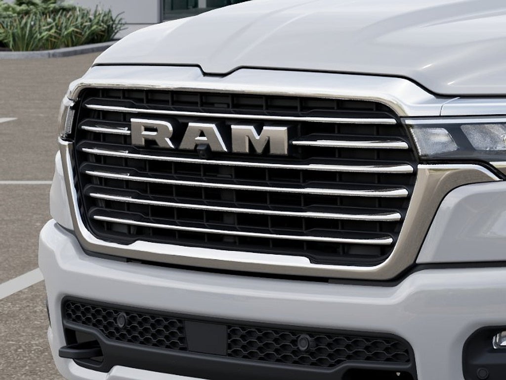 2026 RAM 1500 Laramie Crew Cab 4x4 5'7" Box