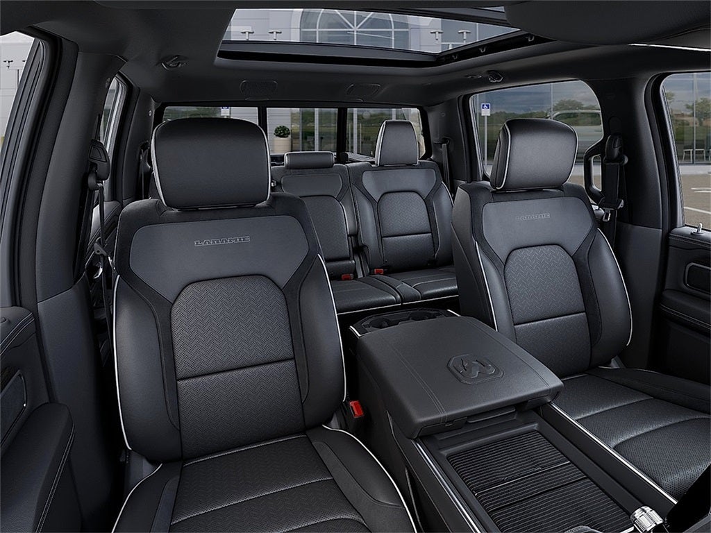 2026 RAM Ram 1500 Laramie Crew Cab 4x4 5'7" Box