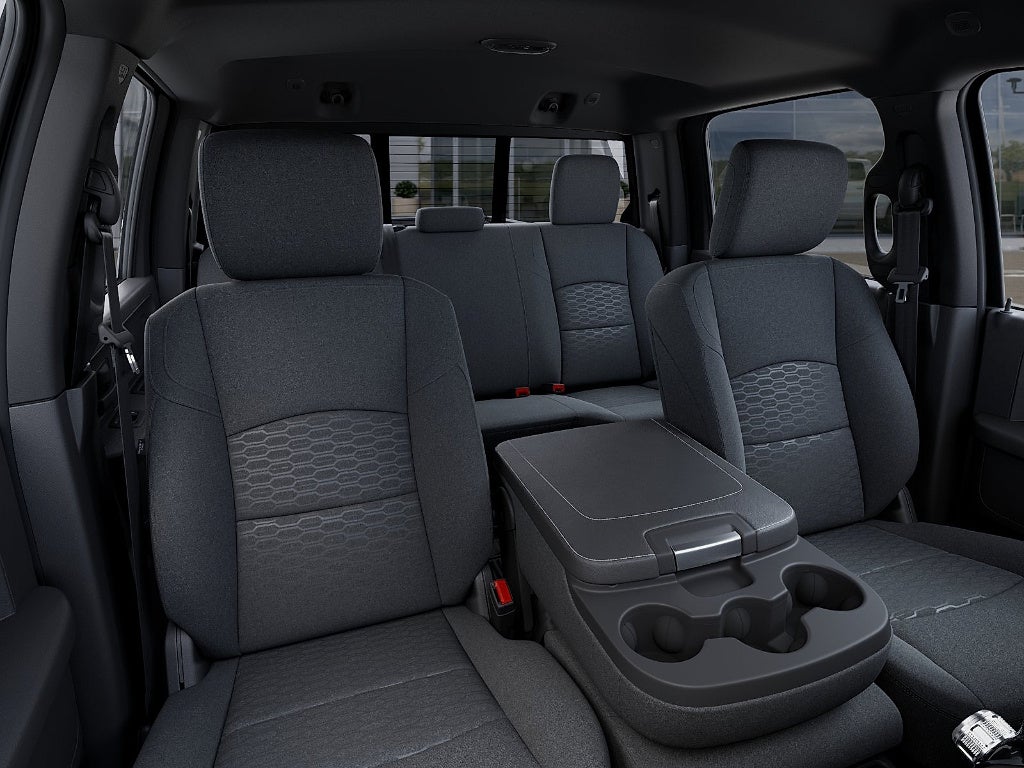 2026 RAM 2500 Tradesman Crew Cab 4x4 6'4" Box