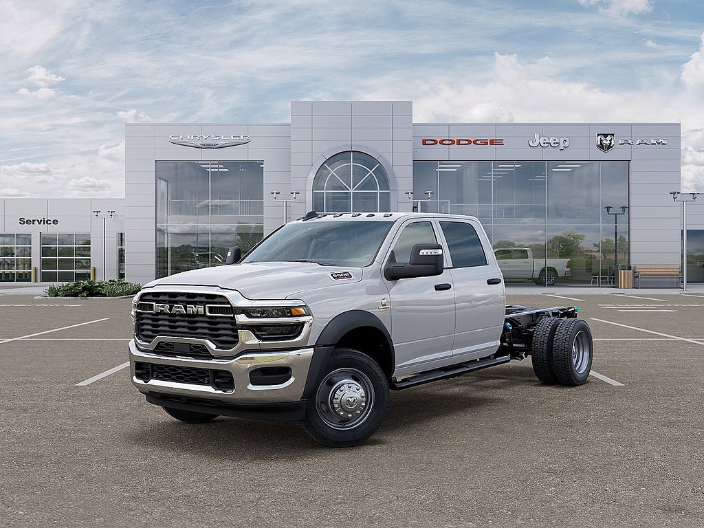 2026 RAM 5500 Tradesman 4X4 Crew Cab DRW 197" WB's photo