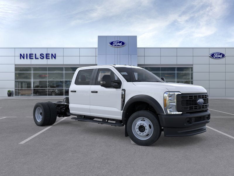 2025 Ford Chassis Cab F-550® XL