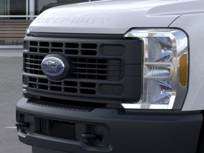 2025 Ford Chassis Cab F-350® XL