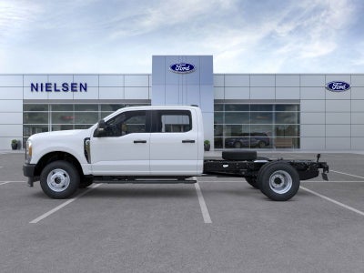 2025 Ford Chassis Cab F-350® XL