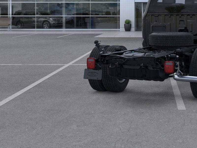2025 Ford Chassis Cab F-350® XL