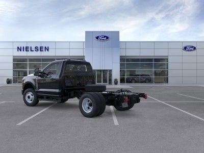 2025 Ford Chassis Cab F-350® XL