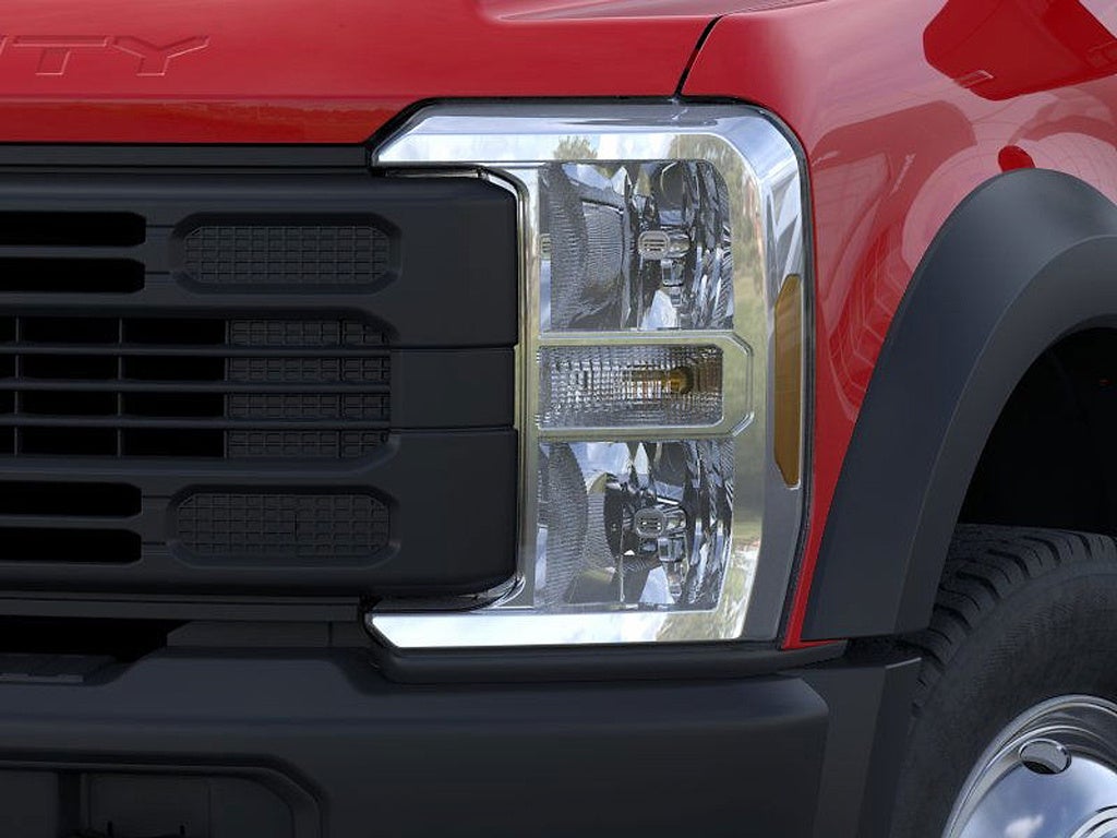 2025 Ford Super Duty F-550 DRW XL