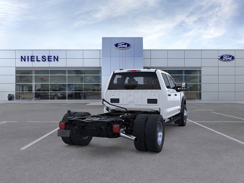 2025 Ford Super Duty F-550 DRW XL