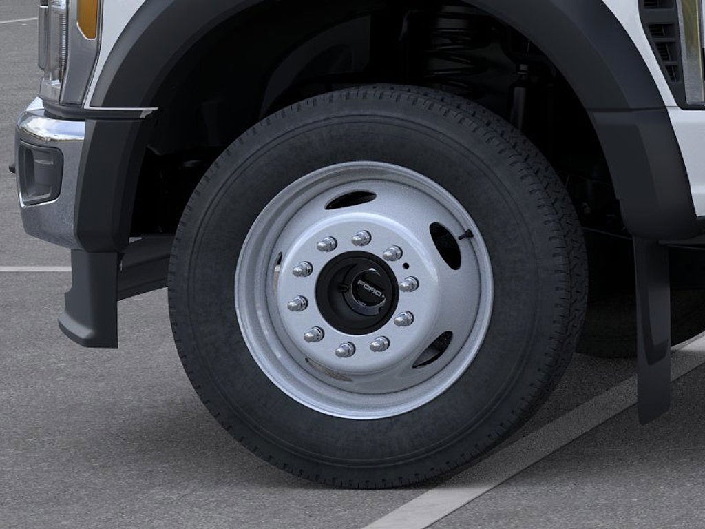 2025 Ford Chassis Cab F-550® XL