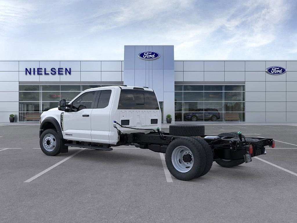 2025 Ford Chassis Cab F-550® XL