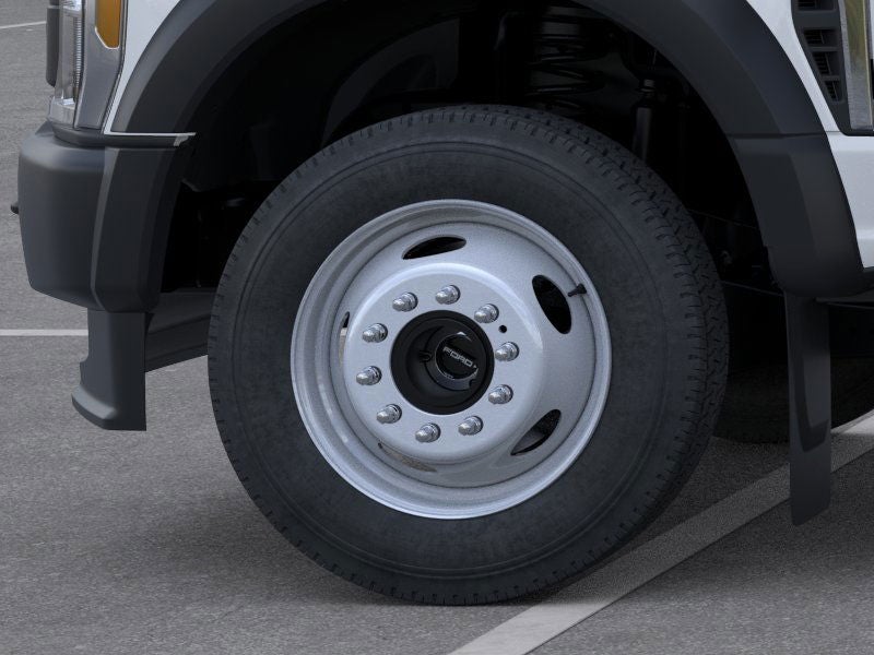 2025 Ford Chassis Cab F-550® XL
