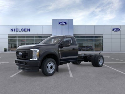2025 Ford Chassis Cab F-450® XL