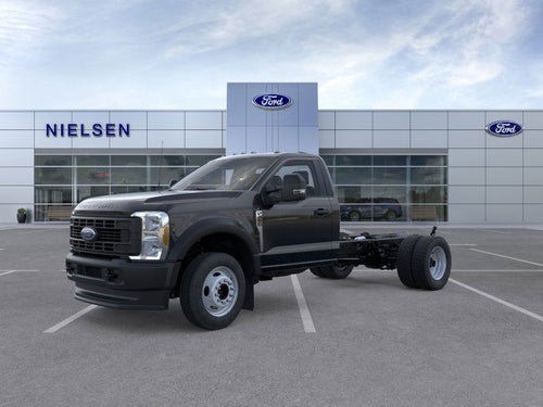 2025 Ford Chassis Cab F-450® XL