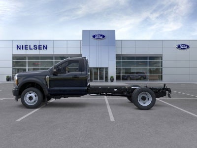 2025 Ford Chassis Cab F-450® XL