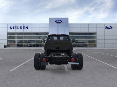 2025 Ford Chassis Cab F-450® XL