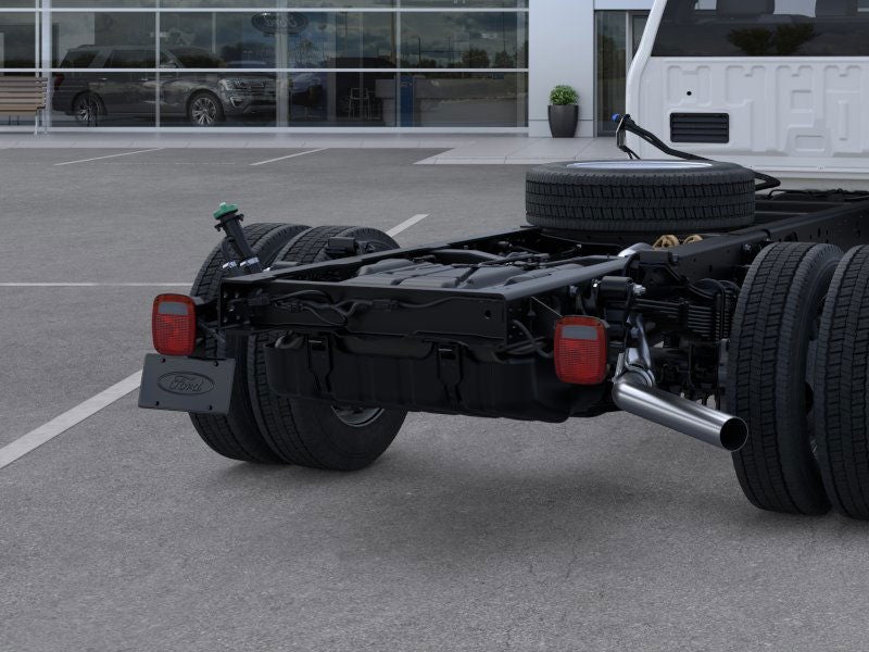 2025 Ford Chassis Cab F-550® XLT