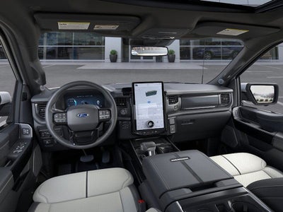 2025 Ford F-150 Lightning Platinum®