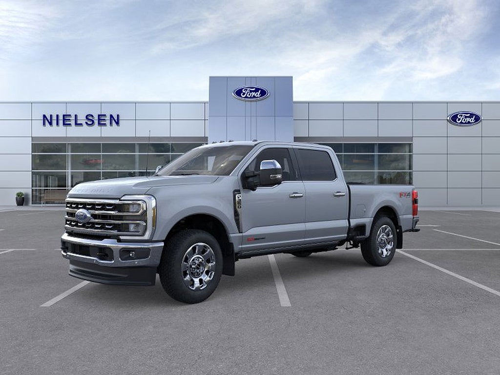 2025 Ford Super Duty F-350® Lariat®