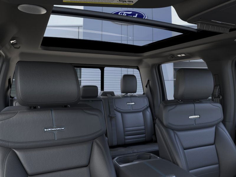 2025 Ford Super Duty F-350® Platinum®