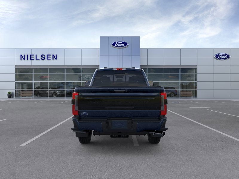 2025 Ford Super Duty F-350® Platinum®