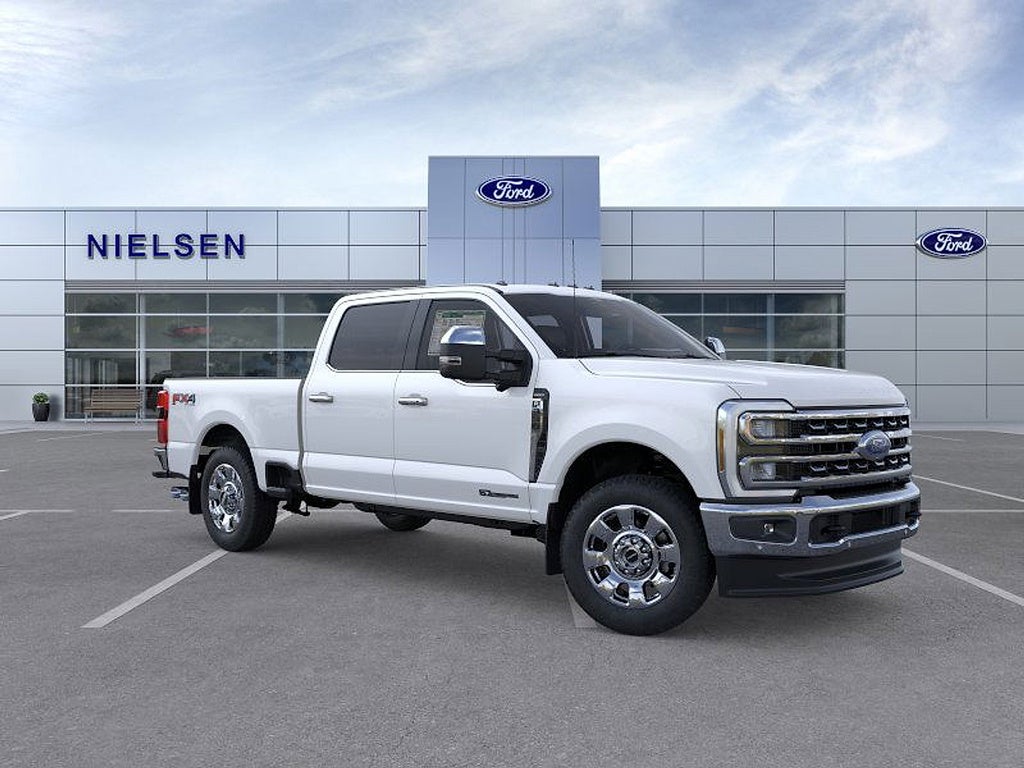 2026 Ford Super Duty F-350® Lariat®
