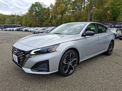 2025 Nissan Altima 2.5 SR