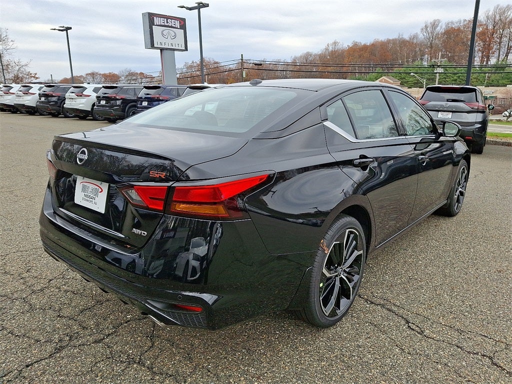 2025 Nissan Altima 2.5 SR