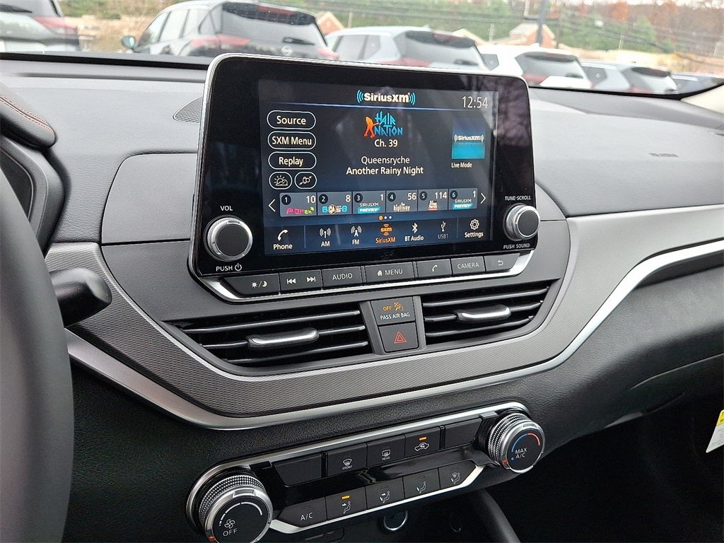 2025 Nissan Altima 2.5 SR